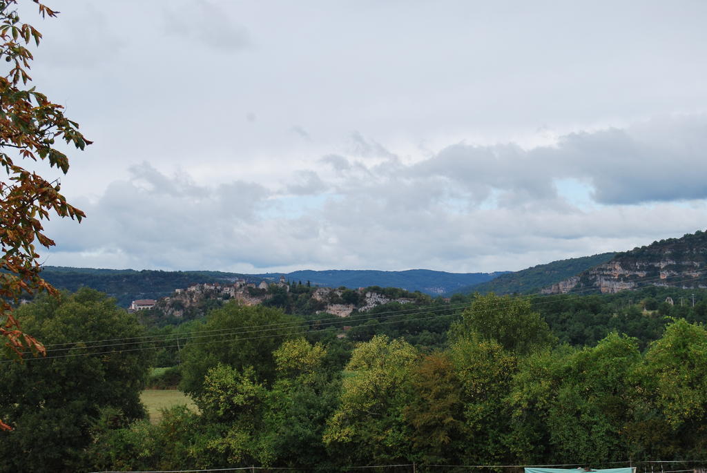 Mas De Garrigue Bed & Breakfast Calvignac Exterior foto